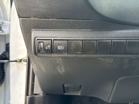 Used 2023 Toyota Corolla SE image 45