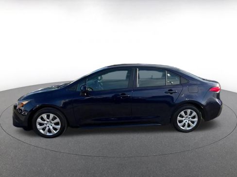 Used 2025 Toyota Corolla LE image 9