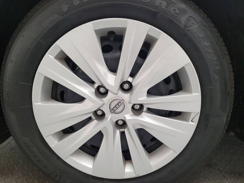 Used 2025 Nissan Sentra S FWD image 31