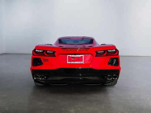 Used 2020 Chevrolet Corvette Stingray image 4