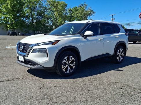 Used 2023 Nissan Rogue SV AWD/4WD image 6
