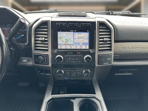 Used 2019 Ford F250 Platinum w/ Platinum Ultimate Package image 9