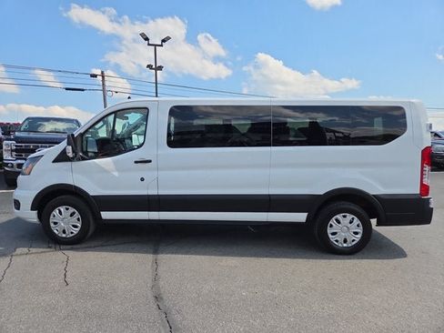 Used 2023 Ford Transit 350 XLT RWD image 3