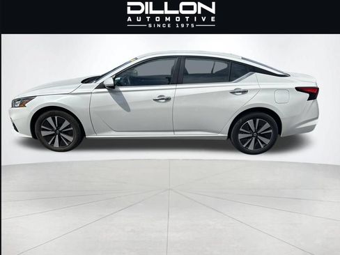 Used 2022 Nissan Altima 2.5 SV AWD/4WD image 7