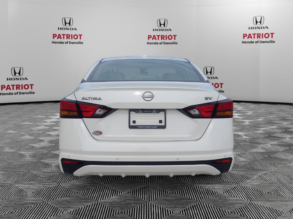 Used 2024 Nissan Altima 2.5 SV FWD image 4