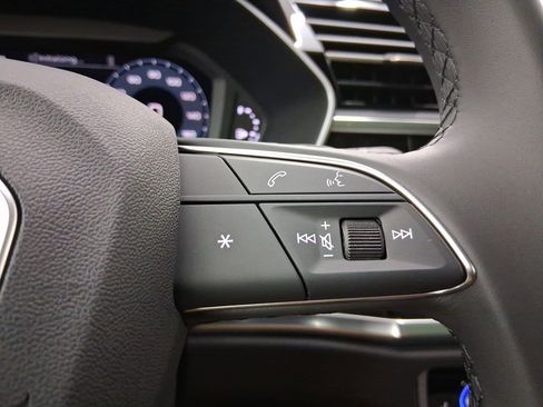 New 2025 Audi Q3 2.0T Premium image 21