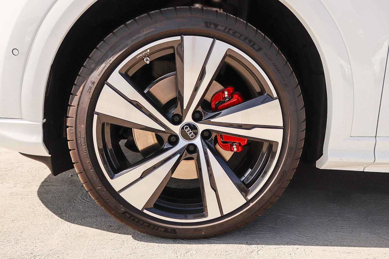 New 2026 Audi SQ5 Premium Plus AWD/4WD image 14