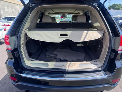 Used 2013 Jeep Grand Cherokee Overland RWD image 52