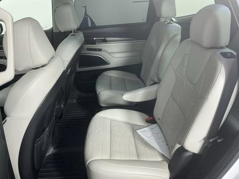 Used 2021 Kia Telluride SX w/ SX Prestige Package AWD/4WD image 9