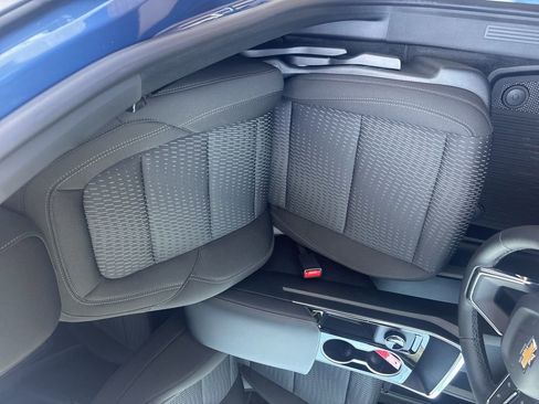 New 2026 Chevrolet Equinox LT w/ Safety and Technology Package FWD image 29
