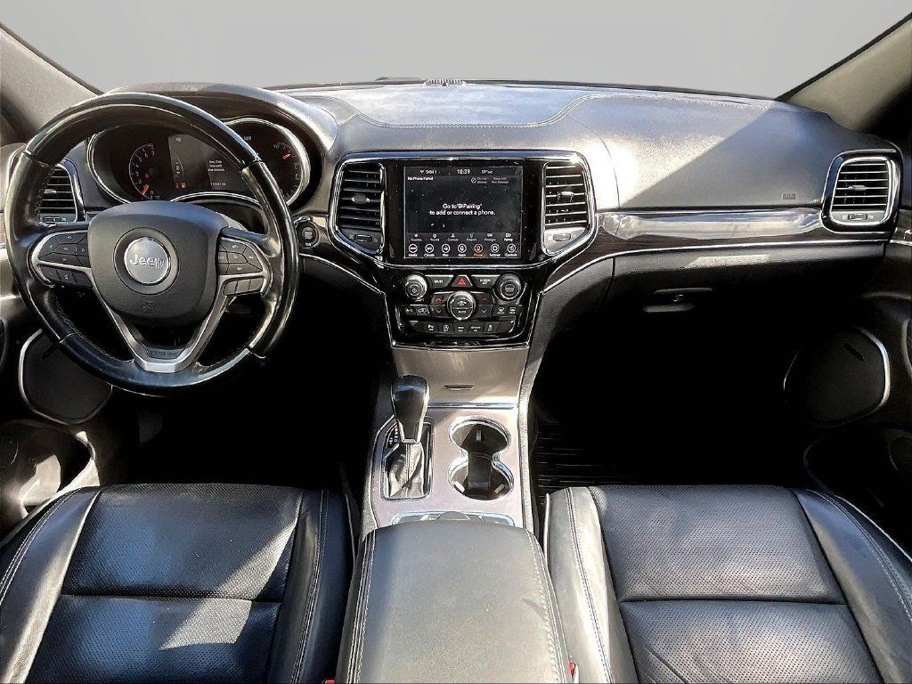 Used 2020 Jeep Grand Cherokee Overland AWD/4WD image 9