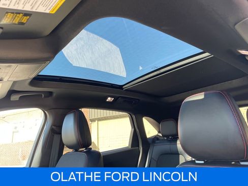 Used 2023 Ford Escape ST-Line w/ Tech Pack #1 image 27