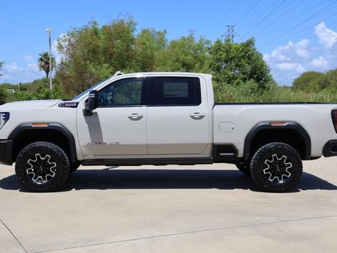New 2026 GMC Sierra 2500 AT4X AWD/4WD image 5
