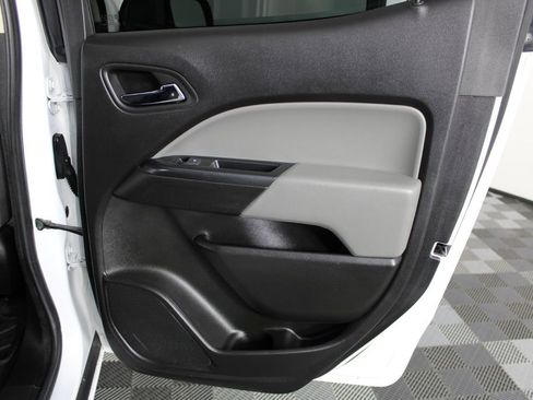 Used 2019 Chevrolet Colorado LT AWD/4WD image 26