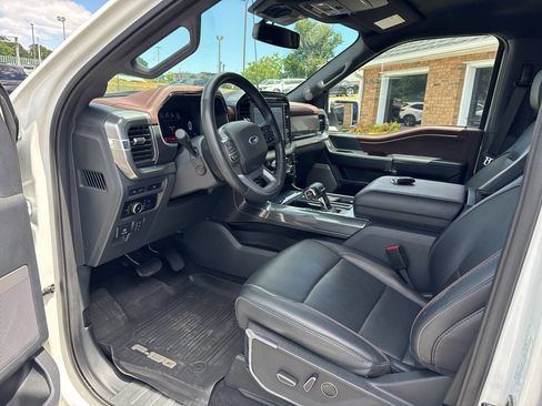 Used 2023 Ford F150 Lariat w/ Equipment Group 502A High AWD/4WD image 13