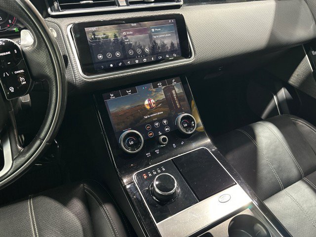 Used 2019 Land Rover Range Rover Velar R-Dynamic SE AWD/4WD image 4