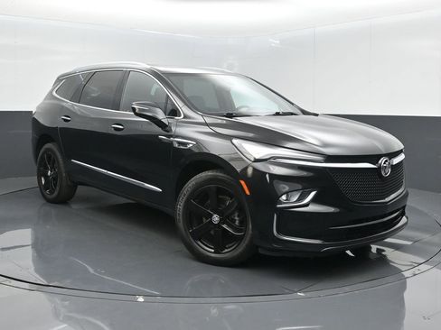 Used 2023 Buick Enclave Essence w/ Experience Buick Package image 1