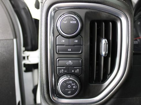 Used 2023 Chevrolet Silverado 2500 LT image 20