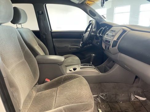 Used 2008 Toyota Tacoma PreRunner RWD image 23