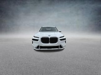 Used 2025 BMW X7 xDrive40i AWD/4WD video 2