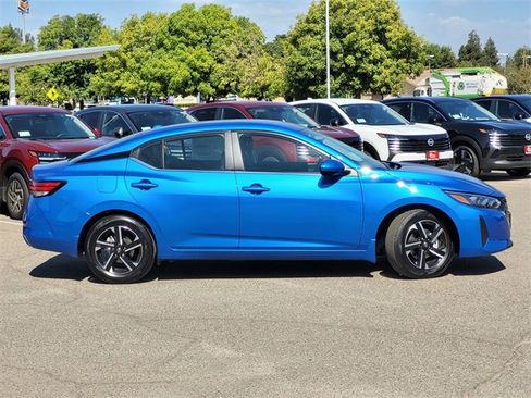 New 2025 Nissan Sentra SV image 3