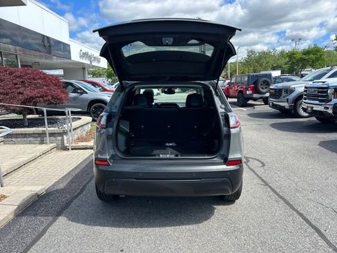 Used 2023 Jeep Cherokee Altitude Lux w/ Lux Elite Package AWD/4WD image 42