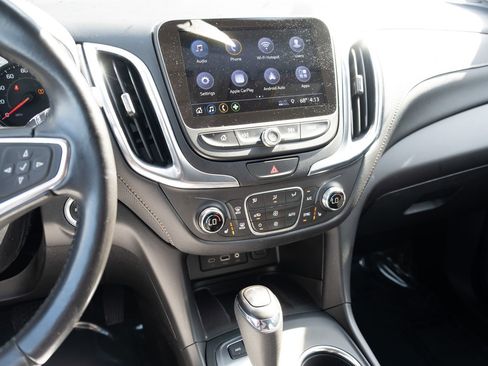 Used 2020 Chevrolet Equinox Premier AWD/4WD image 2