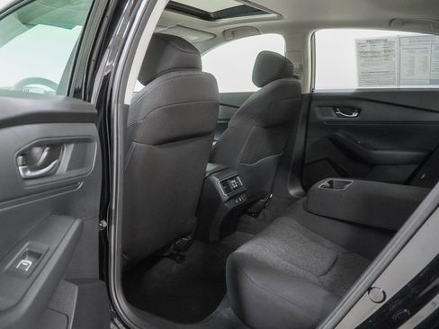 Certified 2025 Honda Accord SE image 37