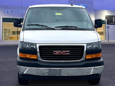 Used 2023 GMC Savana 2500 w/ Driver Convenience Package RWD image 2