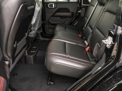 New 2026 Jeep Wrangler Unlimited Rubicon image 18