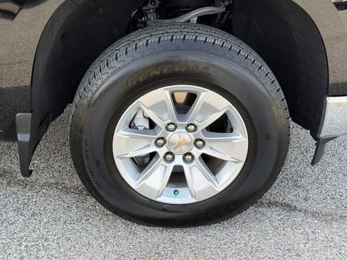 Used 2023 Chevrolet Silverado 1500 LT image 7