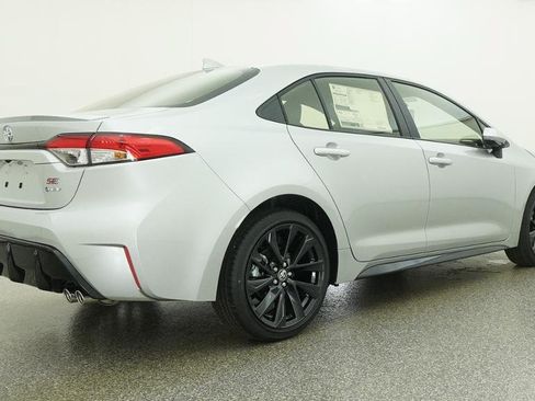 Used 2026 Toyota Corolla SE w/ SE Premium Package FWD image 47