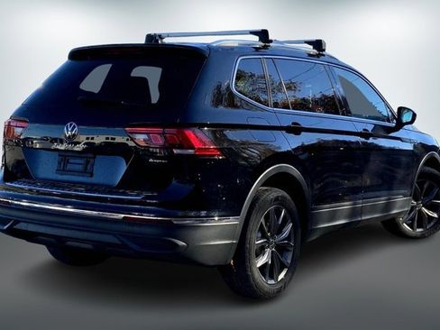 Used 2022 Volkswagen Tiguan SE image 13