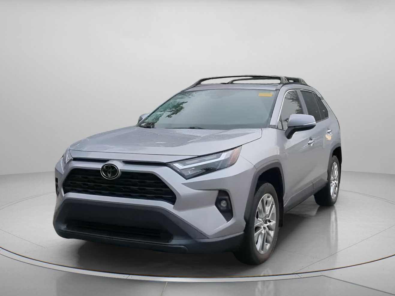 Used 2025 Toyota RAV4 XLE Premium w/ Weather Package FWD image 11