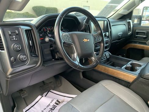 Used 2017 Chevrolet Silverado 2500 LTZ w/ Duramax Plus Package image 8