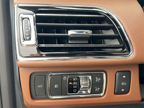 Used 2022 Lincoln Navigator Reserve image 24