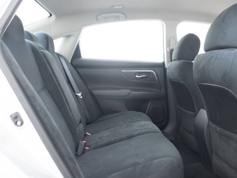 Used 2015 Nissan Altima 2.5 SV FWD image 31