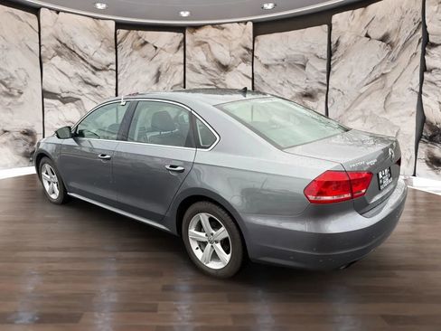 Used 2015 Volkswagen Passat 1.8T Limited Edition image 4