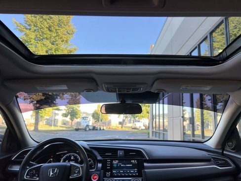 Used 2020 Honda Civic EX image 18