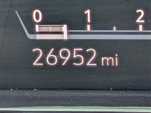 Used 2021 Cadillac Escalade Sport w/ Driver Assist Tech Package image 32