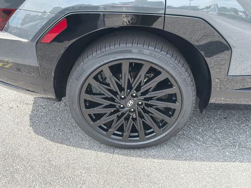 Certified 2025 Hyundai Santa Fe Calligraphy AWD/4WD image 18