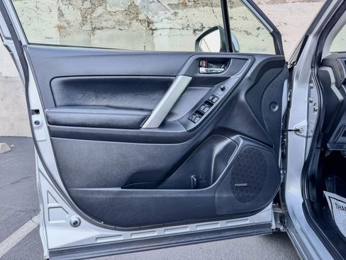 Used 2015 Subaru Forester 2.0XT Touring image 12
