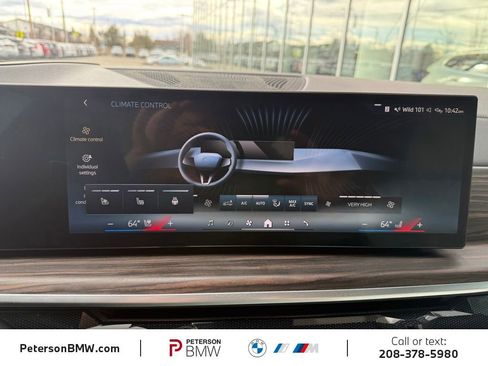 Used 2024 BMW X5 xDrive50e w/ Premium Package image 28