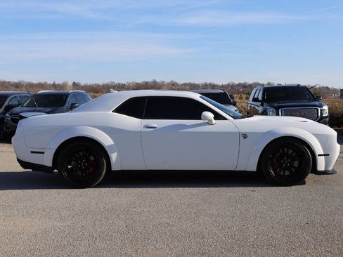 Used 2022 Dodge Challenger SRT Hellcat image 7