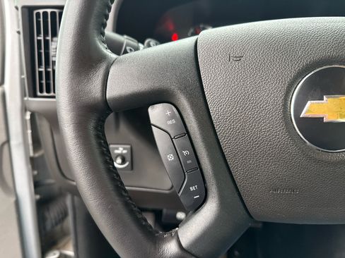 Used 2021 Chevrolet Express 3500 w/ Driver Convenience Package image 16