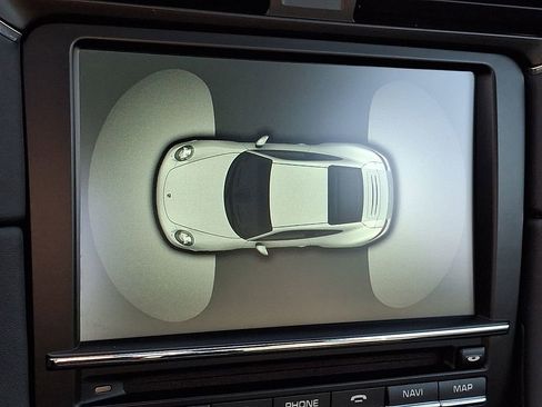 Used 2015 Porsche 911 Carrera 4 image 17