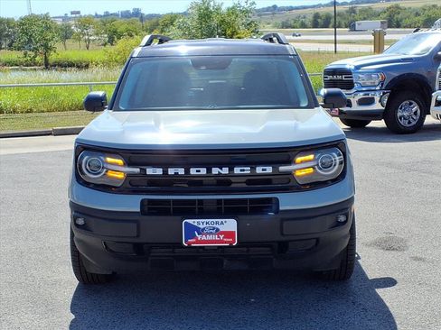 Used 2022 Ford Bronco Sport Outer Banks w/ Tech Package image 2