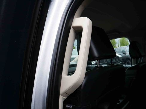 Used 2024 Ford Expedition Max XLT AWD/4WD image 17
