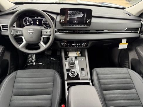 New 2026 Nissan Rogue SL AWD/4WD image 9