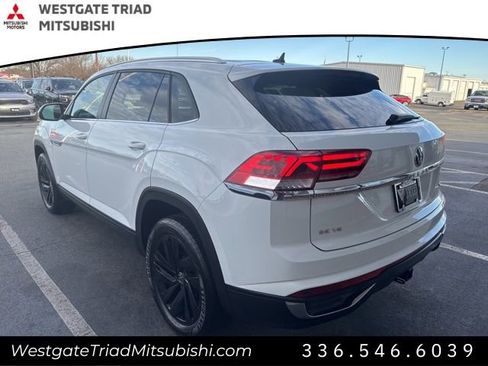 Used 2023 Volkswagen Atlas Cross Sport SE image 8